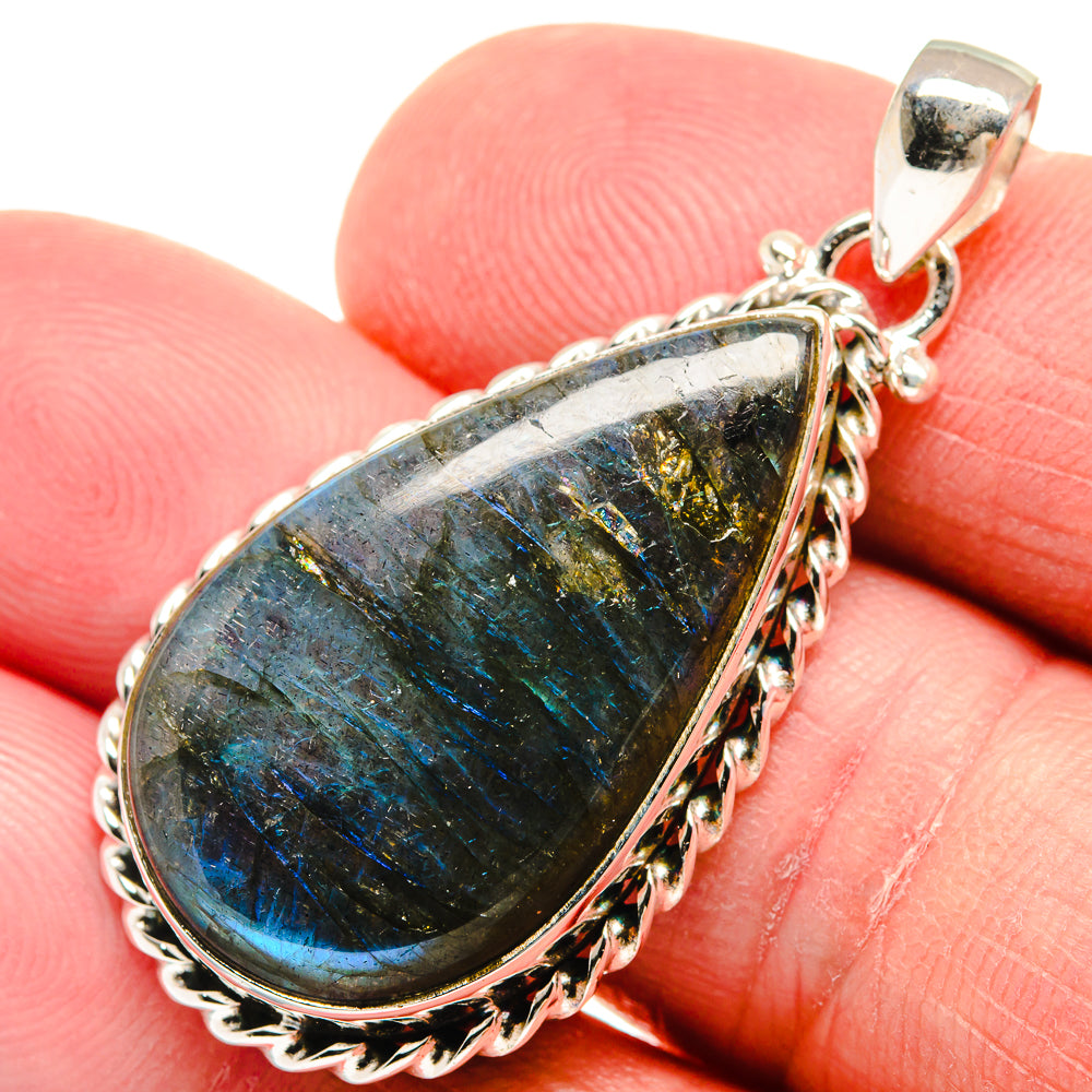 Labradorite Pendants handcrafted by Anasilvercos - PD21967