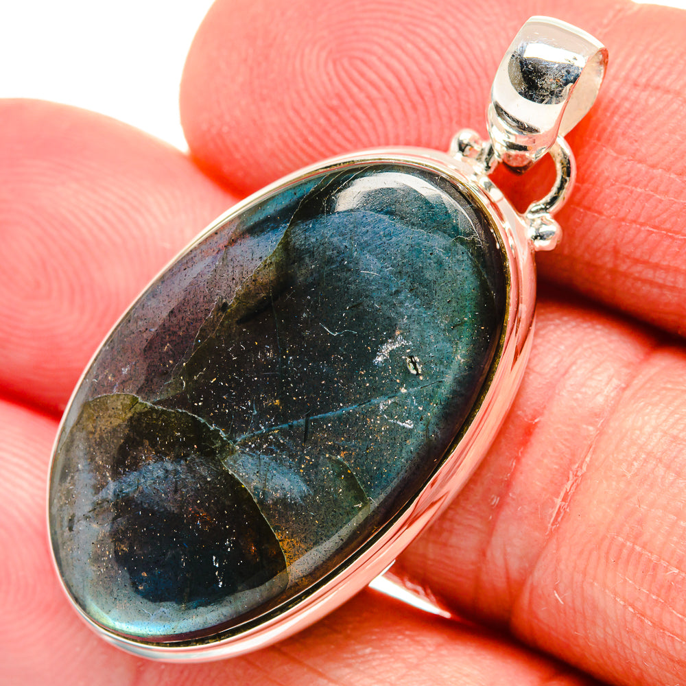 Labradorite Pendants handcrafted by Anasilvercos - PD22013