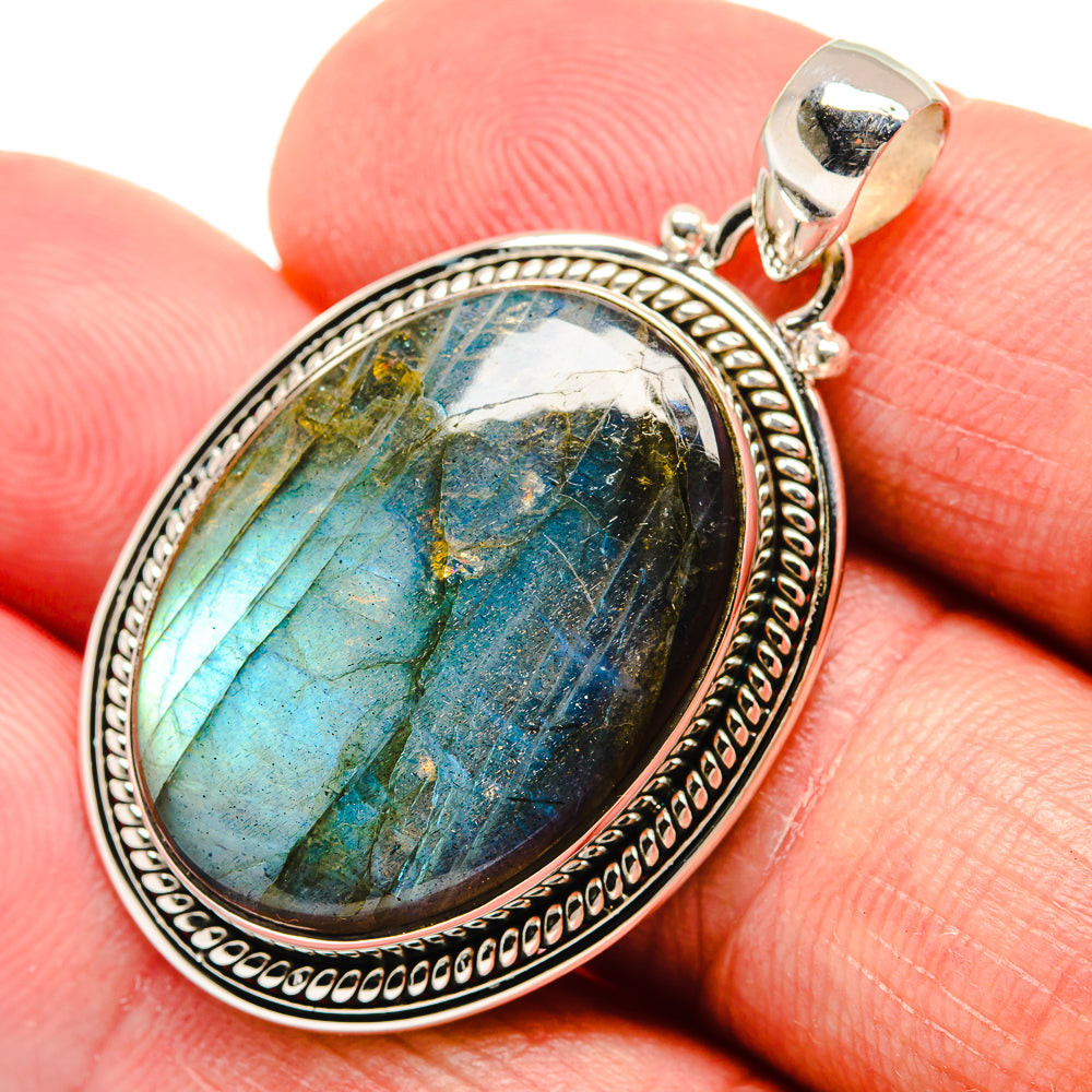 Labradorite Pendants handcrafted by Anasilvercos - PD22016