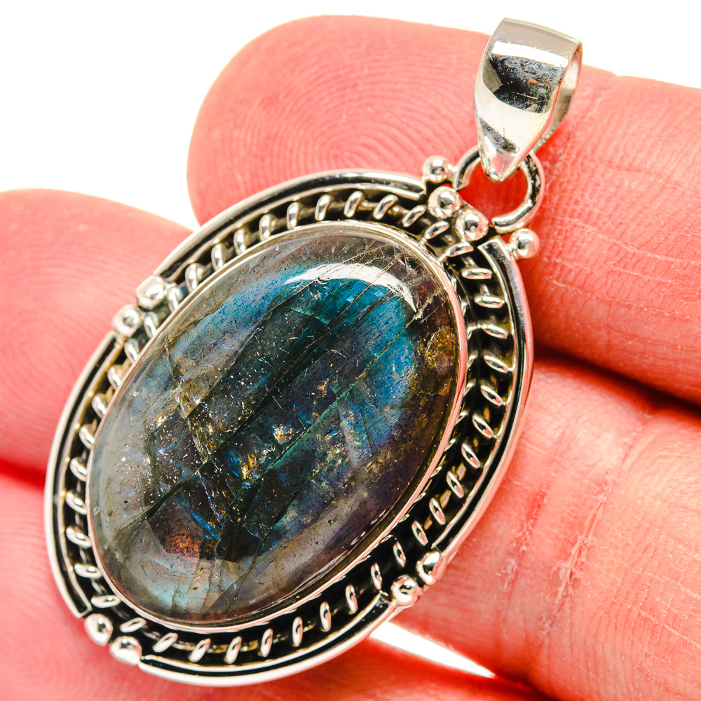 Labradorite Pendants handcrafted by Anasilvercos - PD22356