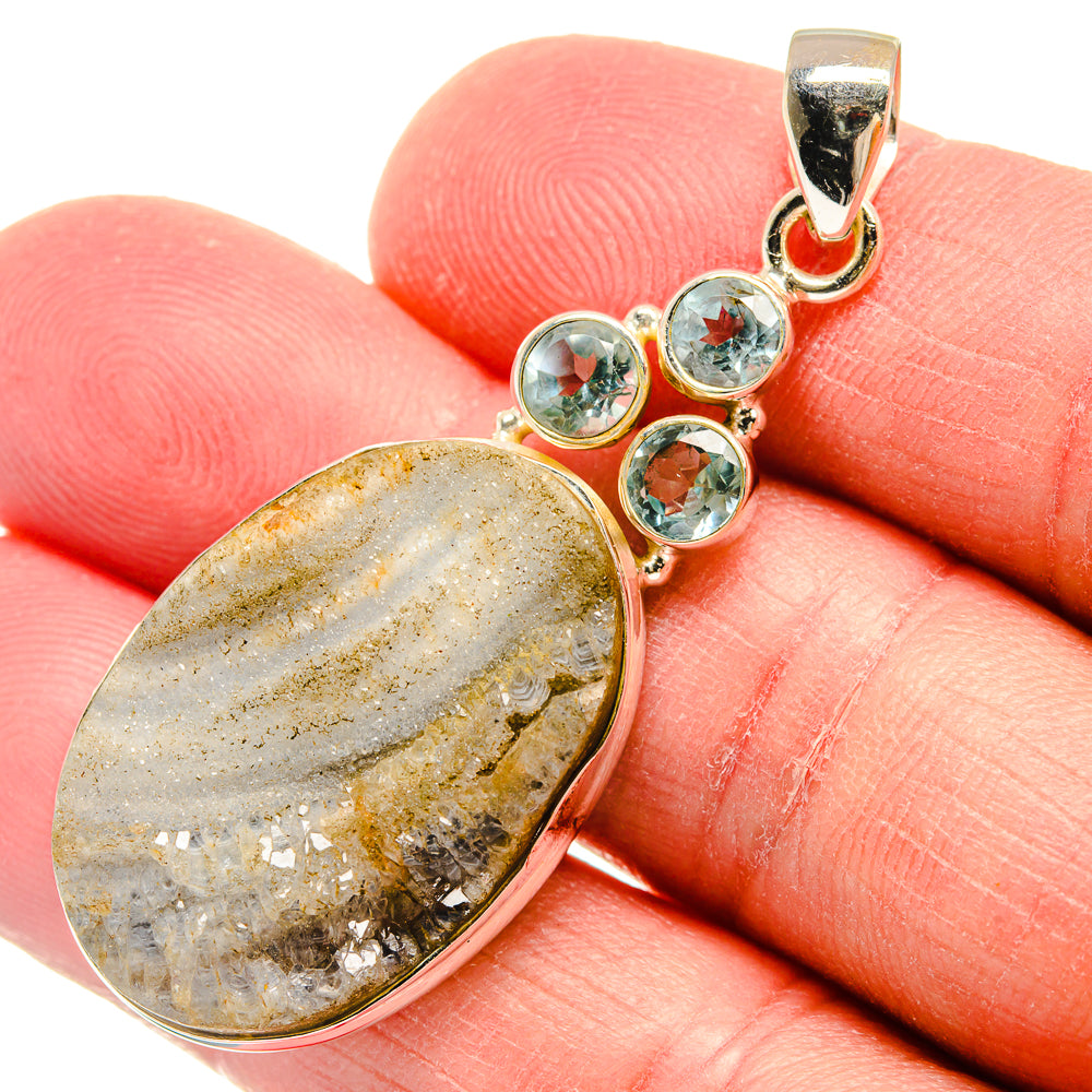 Desert Druzy Pendants handcrafted by Anasilvercos - PD22387