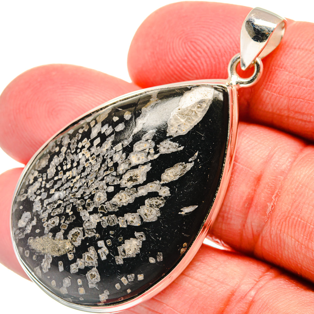 Chrysanthemum Stone Pendants handcrafted by Anasilvercos - PD22531