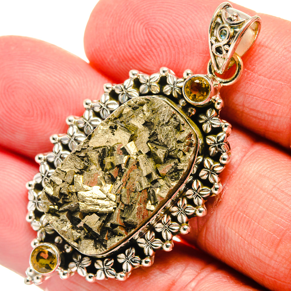 Pyrite Pendants handcrafted by Anasilvercos - PD22555