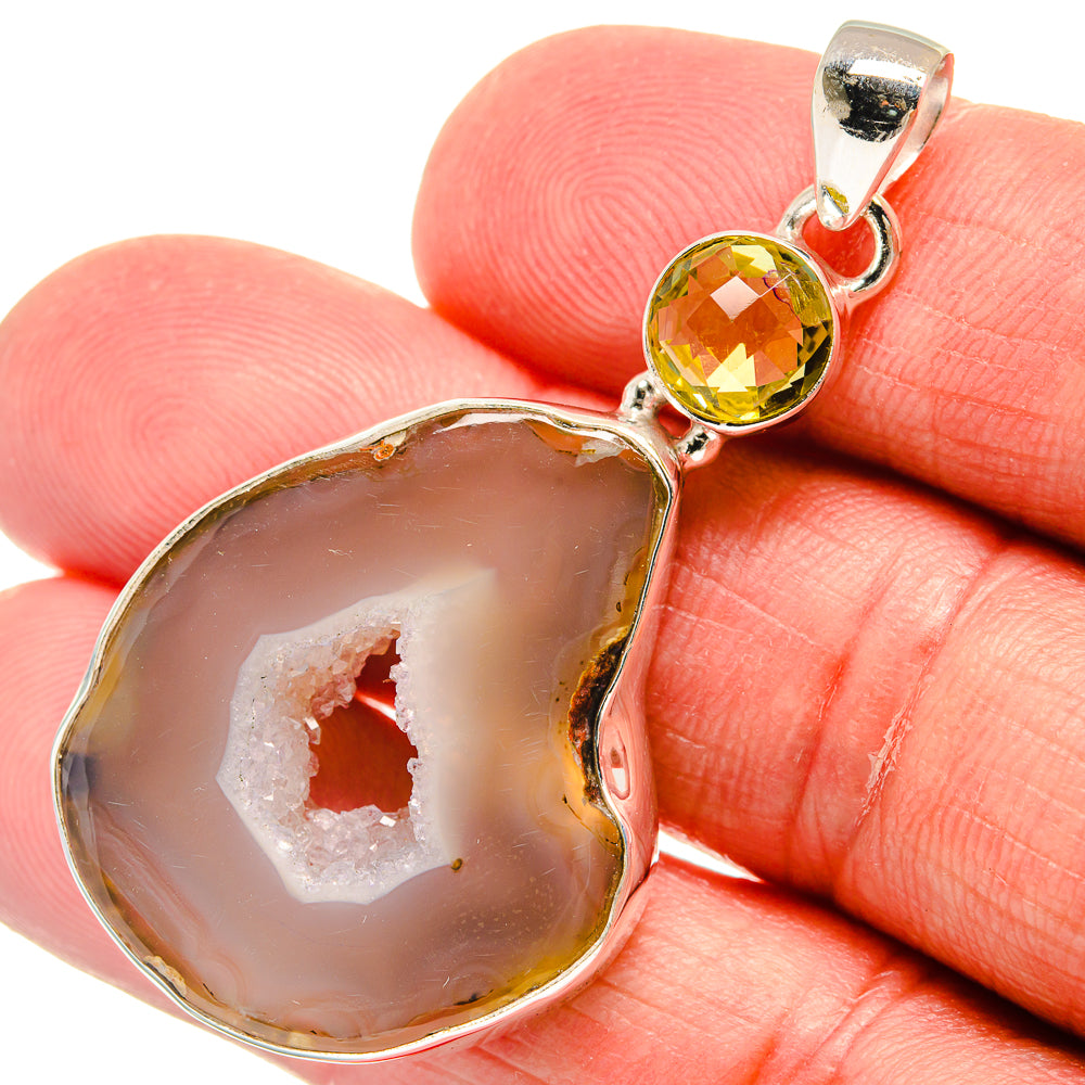 Geode Slice Pendants handcrafted by Anasilvercos - PD22560