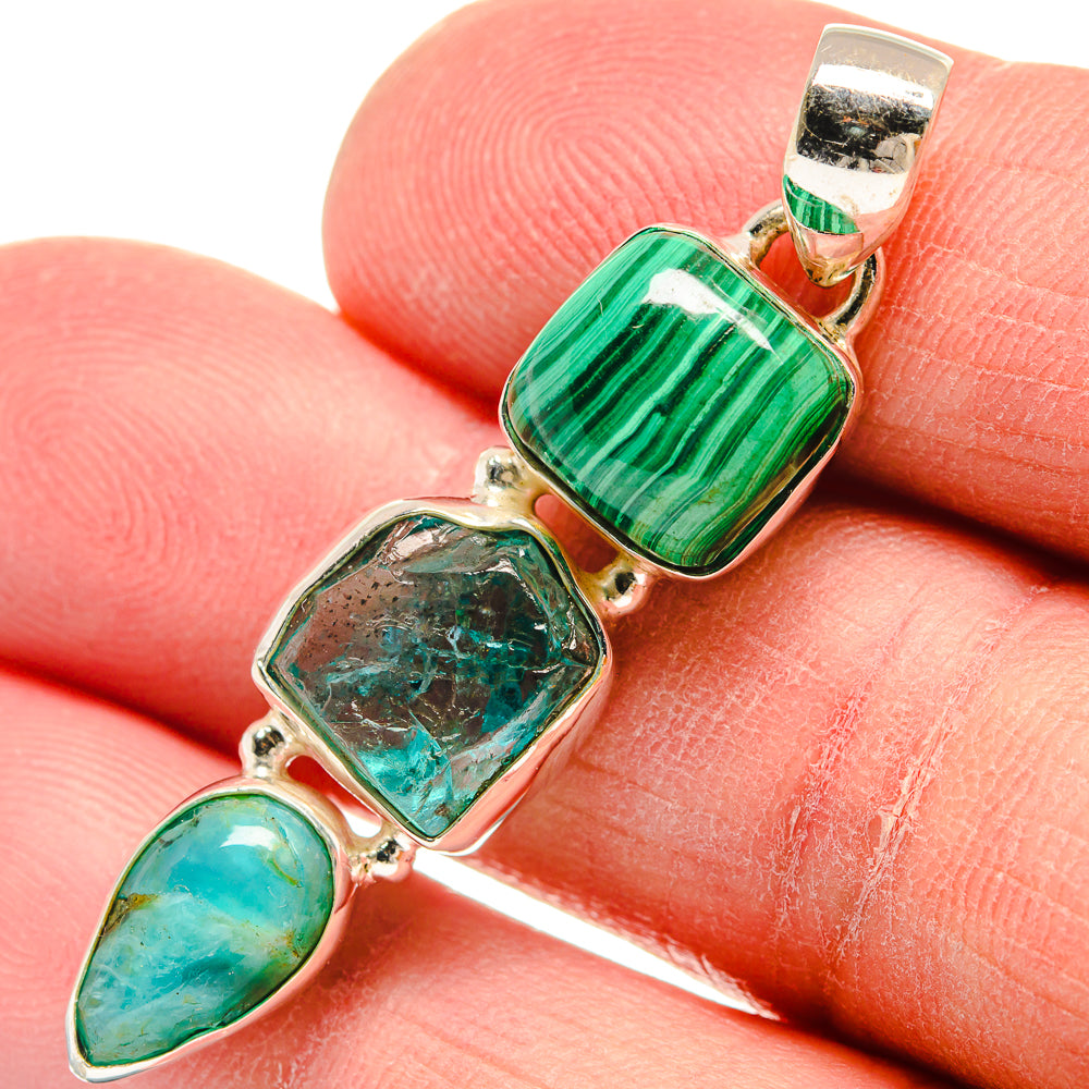 Malachite Pendants handcrafted by Anasilvercos - PD22681