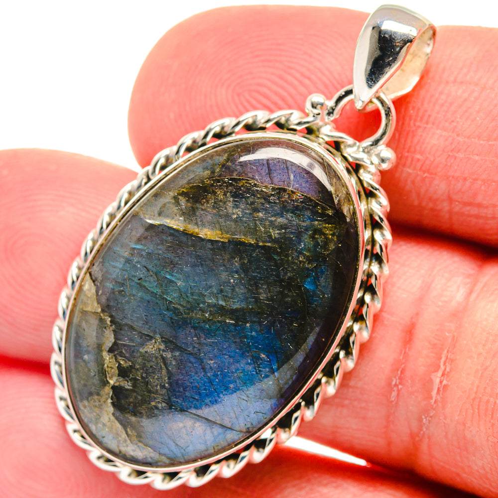Labradorite Pendants handcrafted by Anasilvercos - PD22734