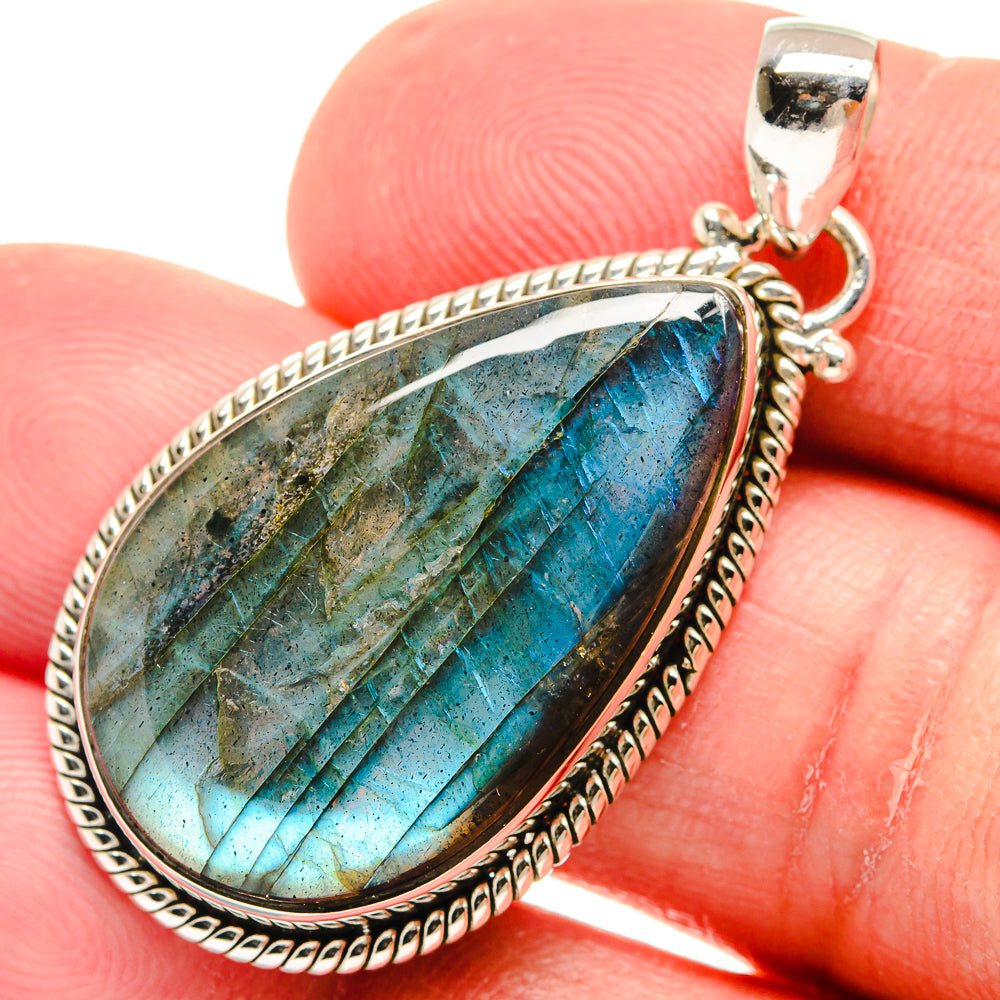 Labradorite Pendants handcrafted by Anasilvercos - PD22735