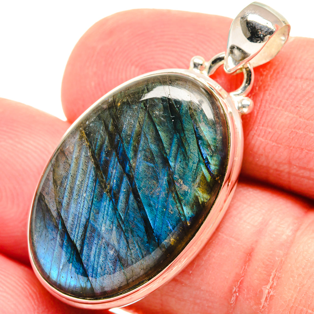 Labradorite Pendants handcrafted by Anasilvercos - PD22738