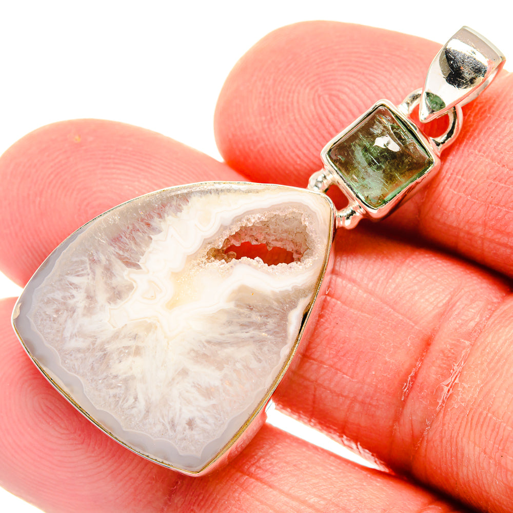 White Geode Slice Pendants handcrafted by Anasilvercos - PD22889