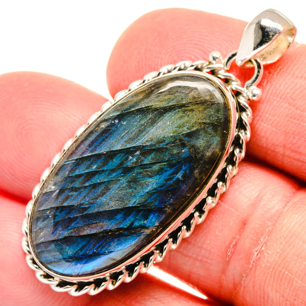 Labradorite Pendants handcrafted by Anasilvercos - PD22895