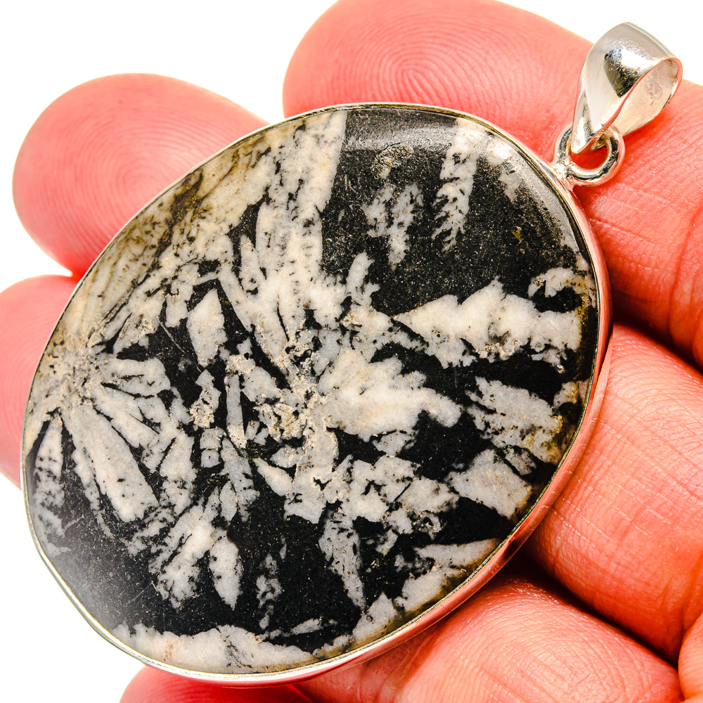 Chrysanthemum Stone Pendants handcrafted by Anasilvercos - PD22959