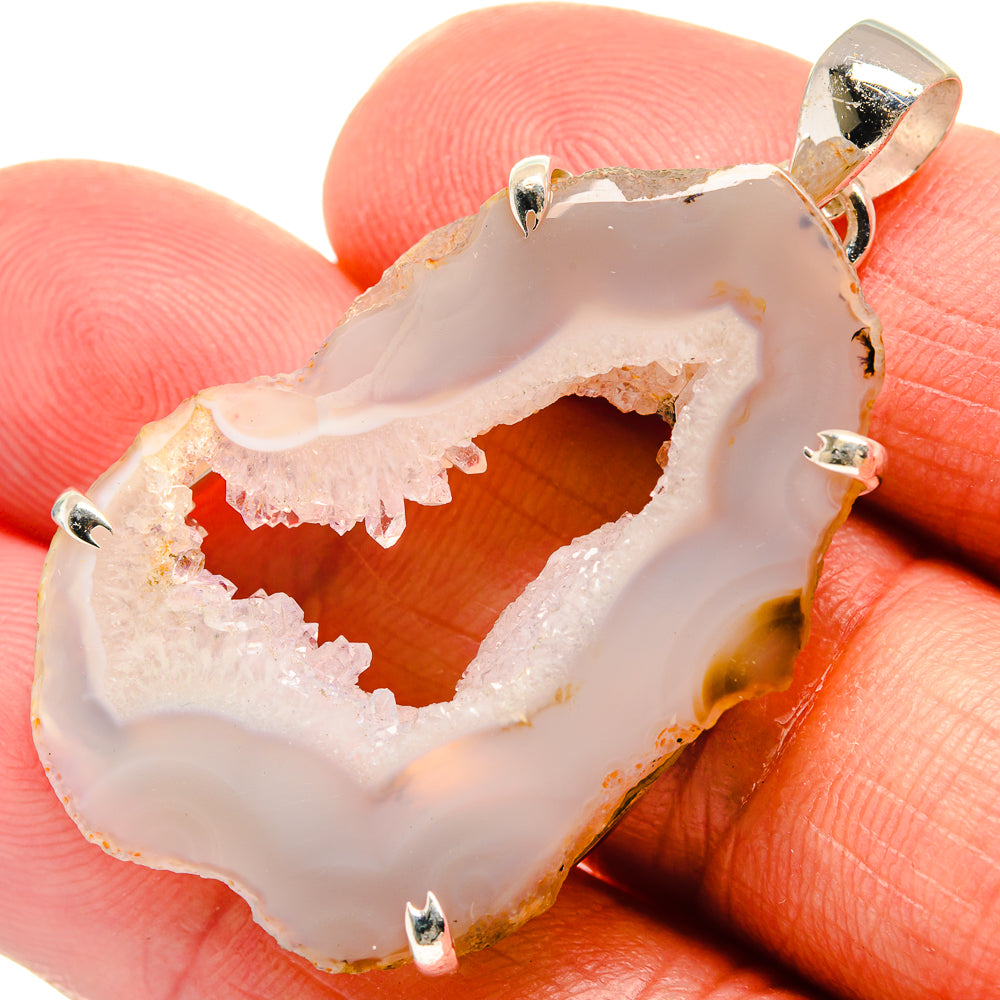 Geode Slice Pendants handcrafted by Anasilvercos - PD23052