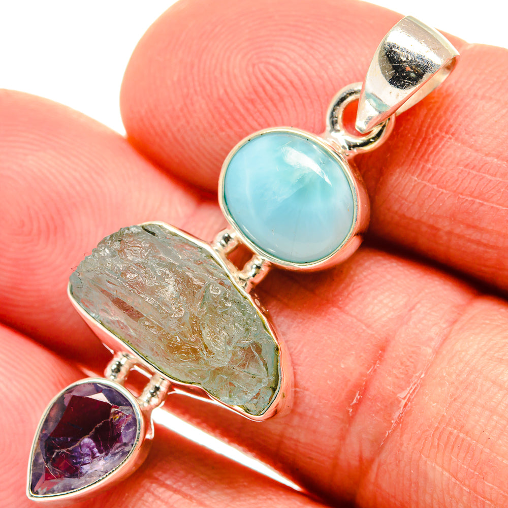 Aquamarine Pendants handcrafted by Anasilvercos - PD23092