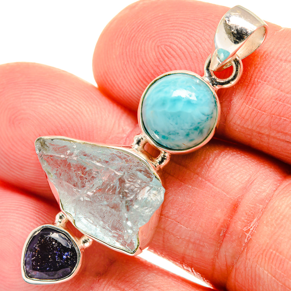 Aquamarine Pendants handcrafted by Anasilvercos - PD23207
