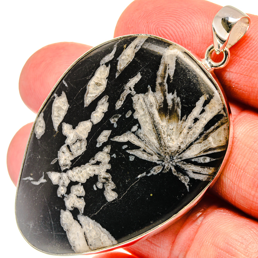 Chrysanthemum Stone Pendants handcrafted by Anasilvercos - PD23243