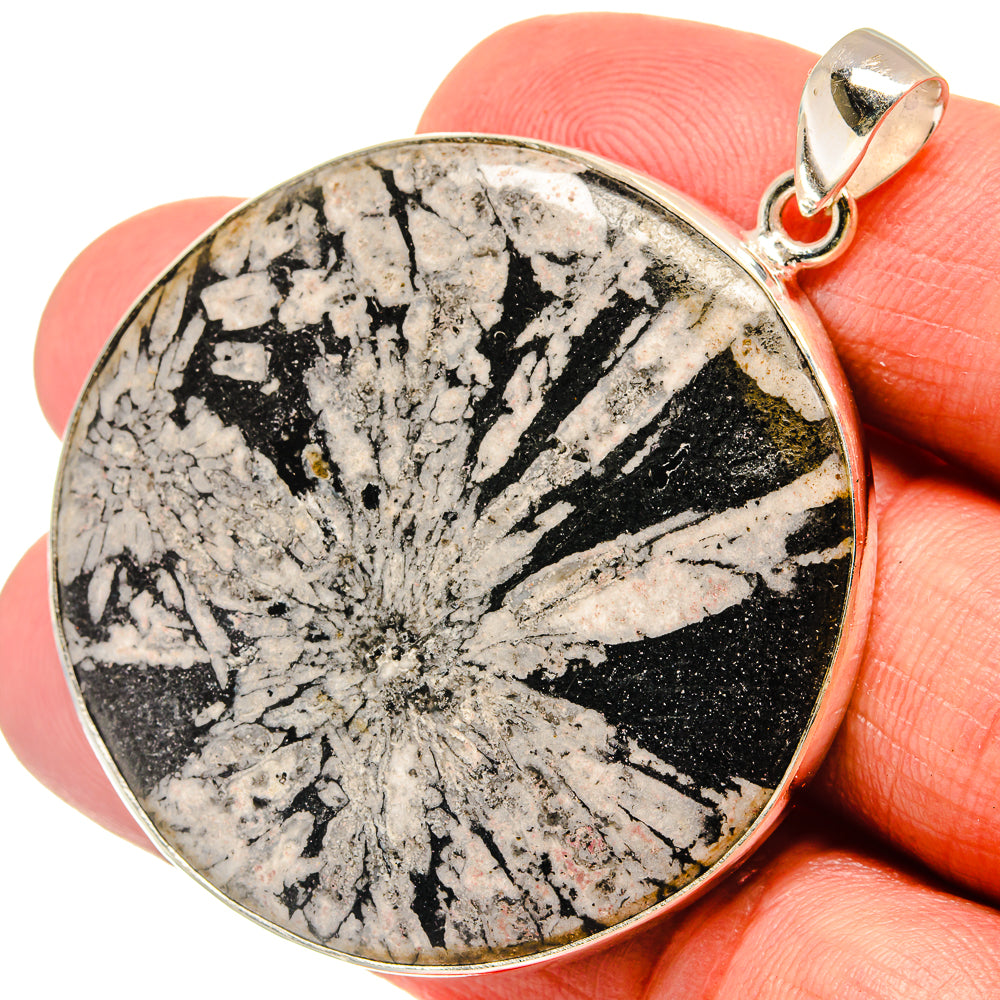 Chrysanthemum Stone Pendants handcrafted by Anasilvercos - PD23244