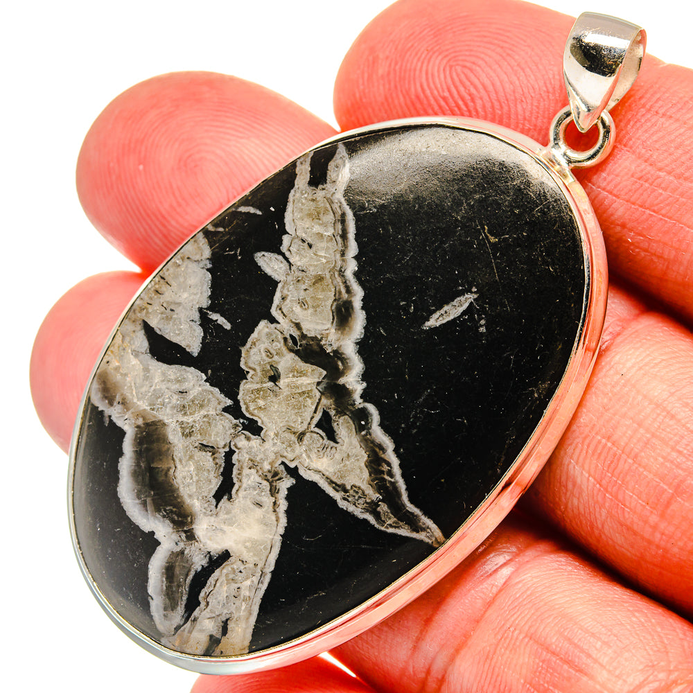 Chrysanthemum Stone Pendants handcrafted by Anasilvercos - PD23245