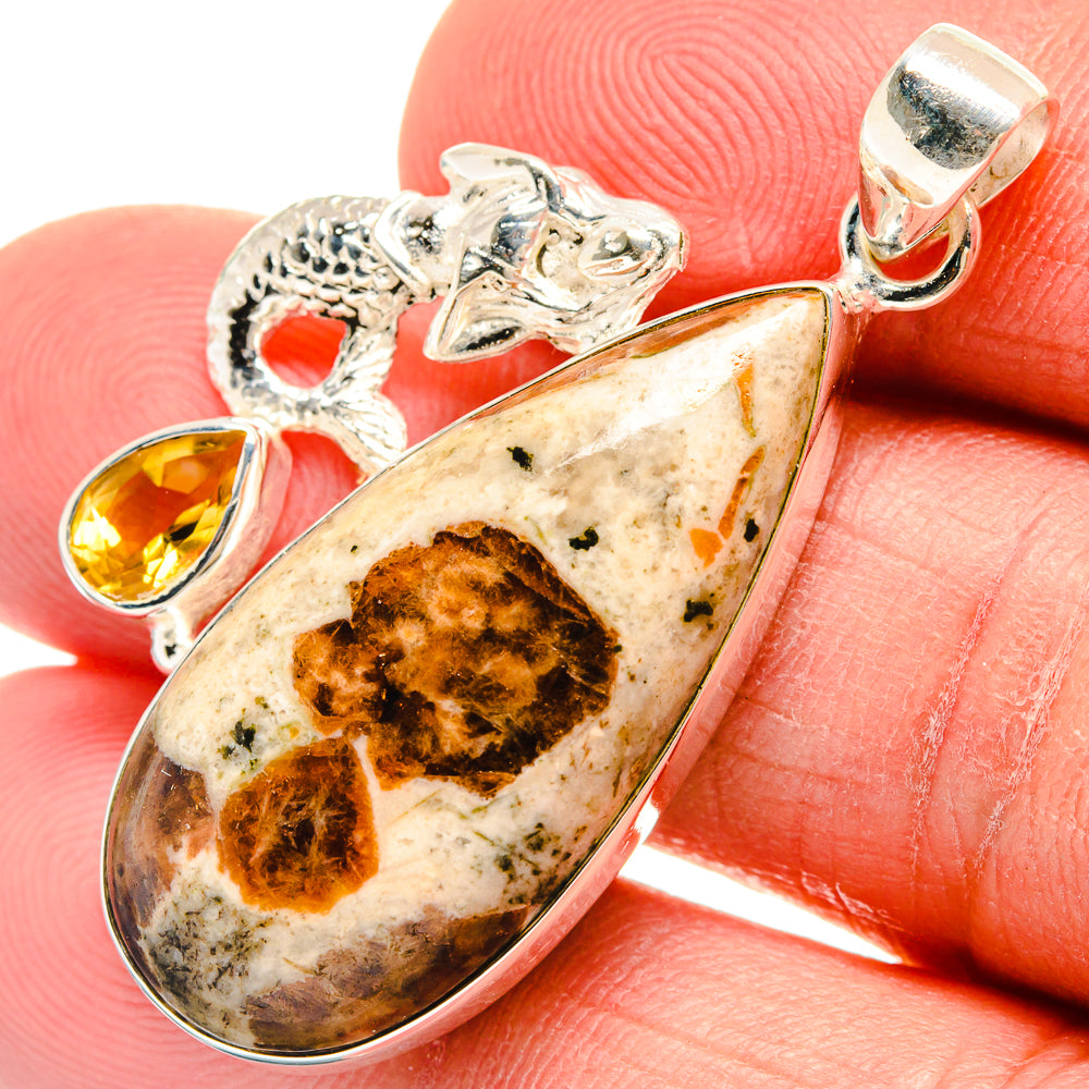 Muscovite Pendants handcrafted by Anasilvercos - PD23266