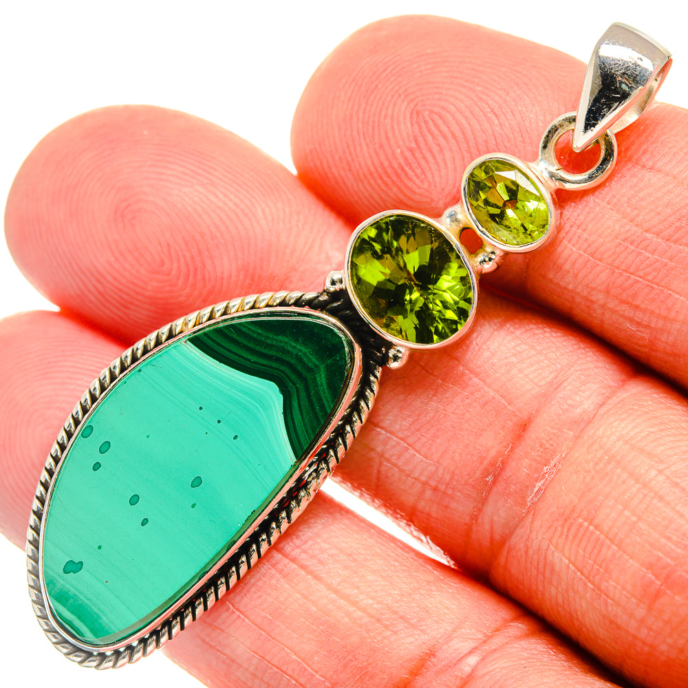 Malachite Pendants handcrafted by Anasilvercos - PD23401