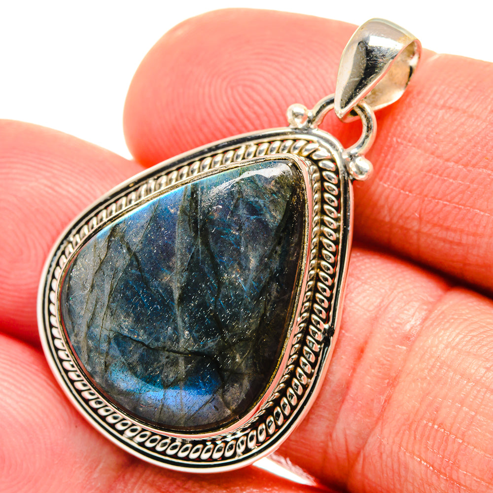 Labradorite Pendants handcrafted by Anasilvercos - PD23455