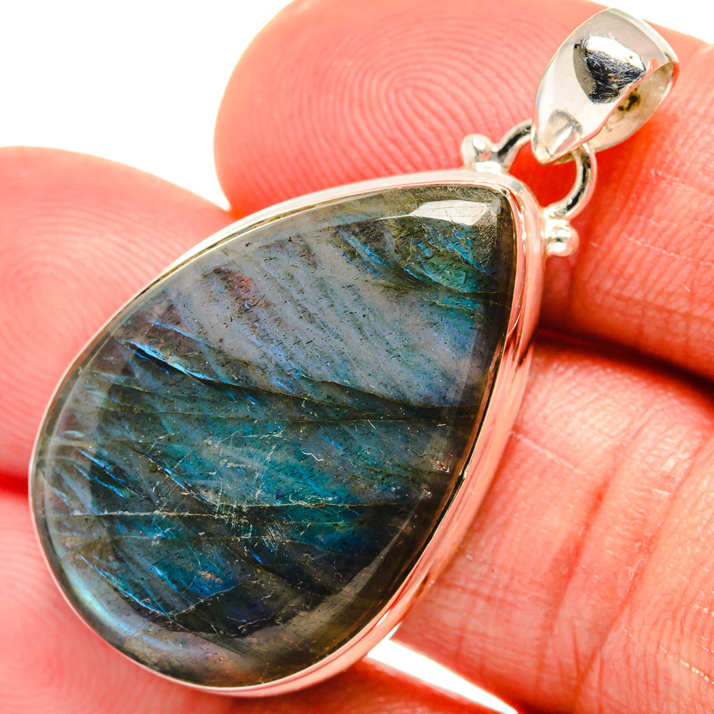 Labradorite Pendants handcrafted by Anasilvercos - PD23456