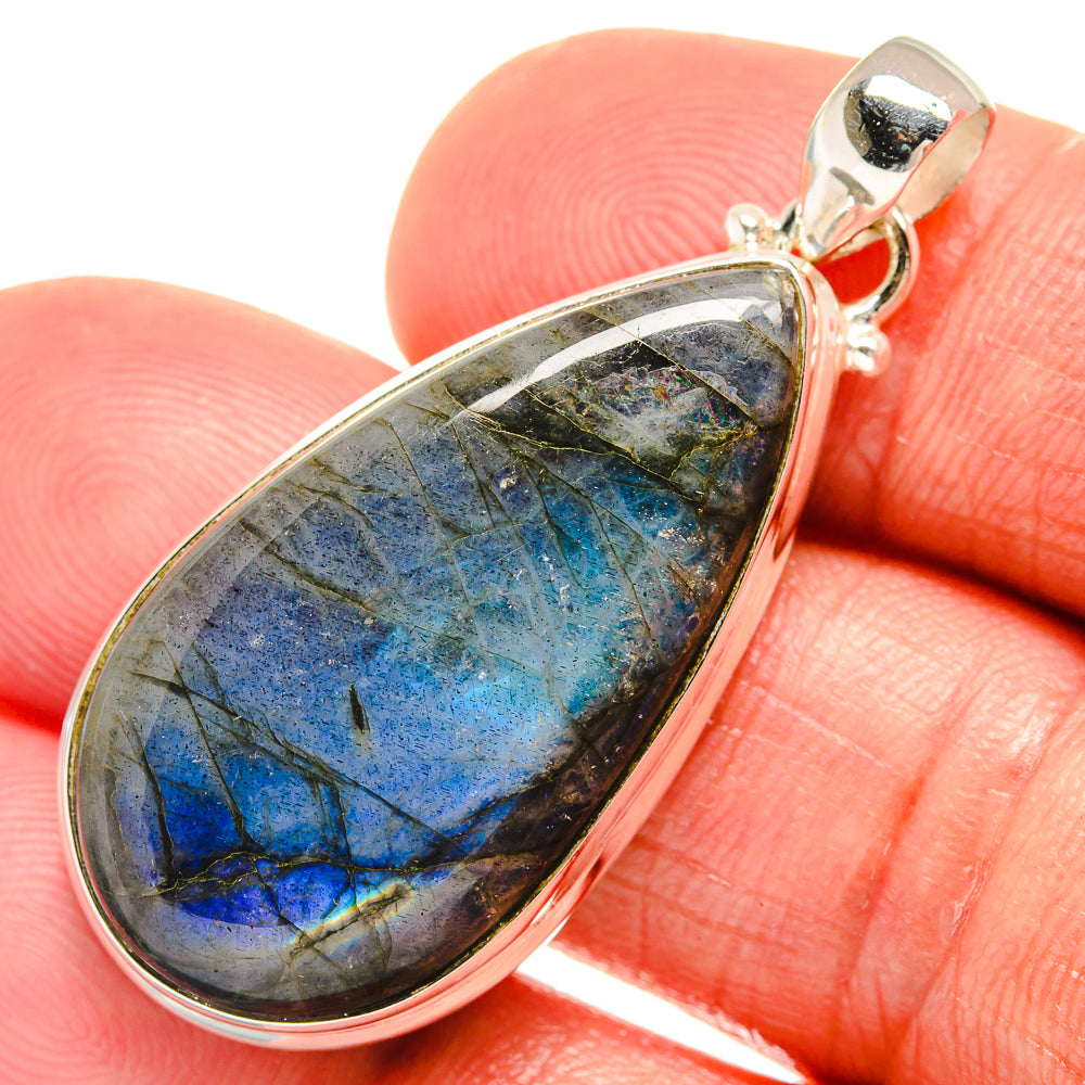 Labradorite Pendants handcrafted by Anasilvercos - PD23460
