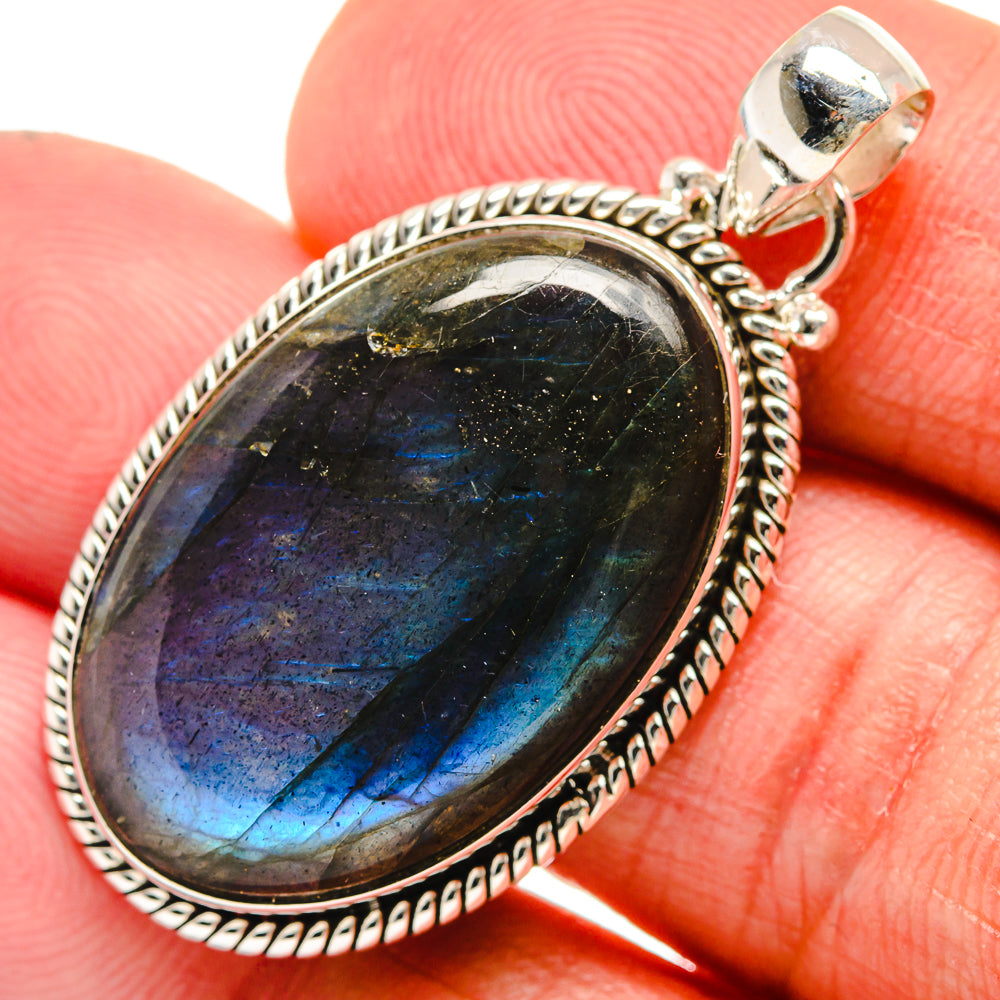 Labradorite Pendants handcrafted by Anasilvercos - PD23769