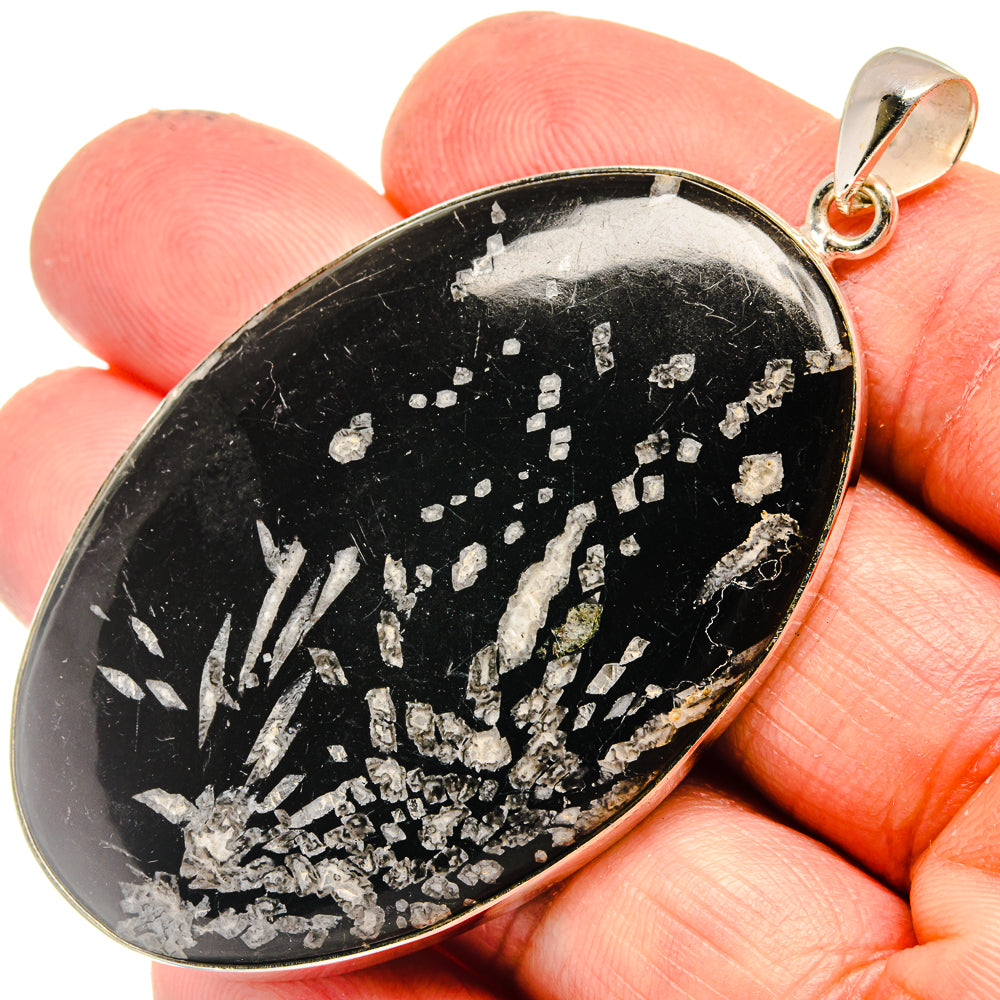 Chrysanthemum Stone Pendants handcrafted by Anasilvercos - PD23824