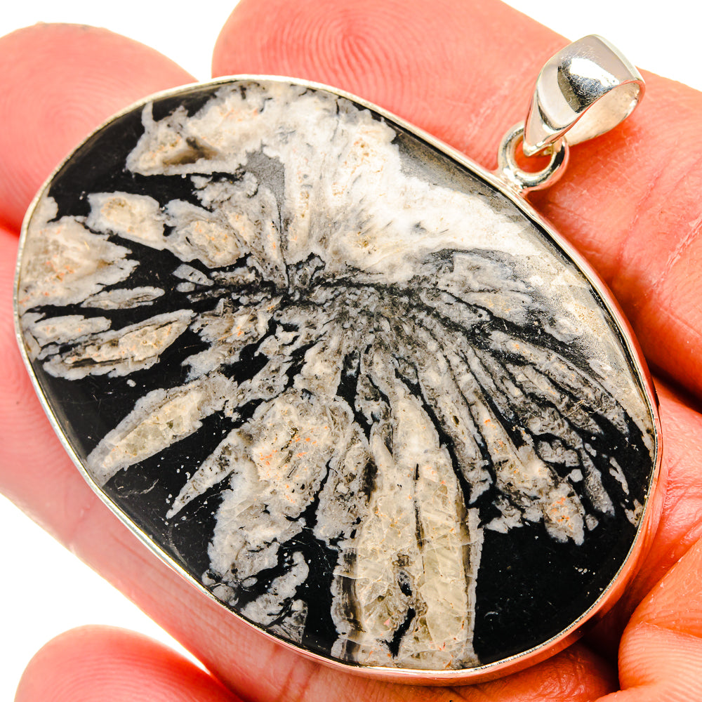 Chrysanthemum Stone Pendants handcrafted by Anasilvercos - PD23830