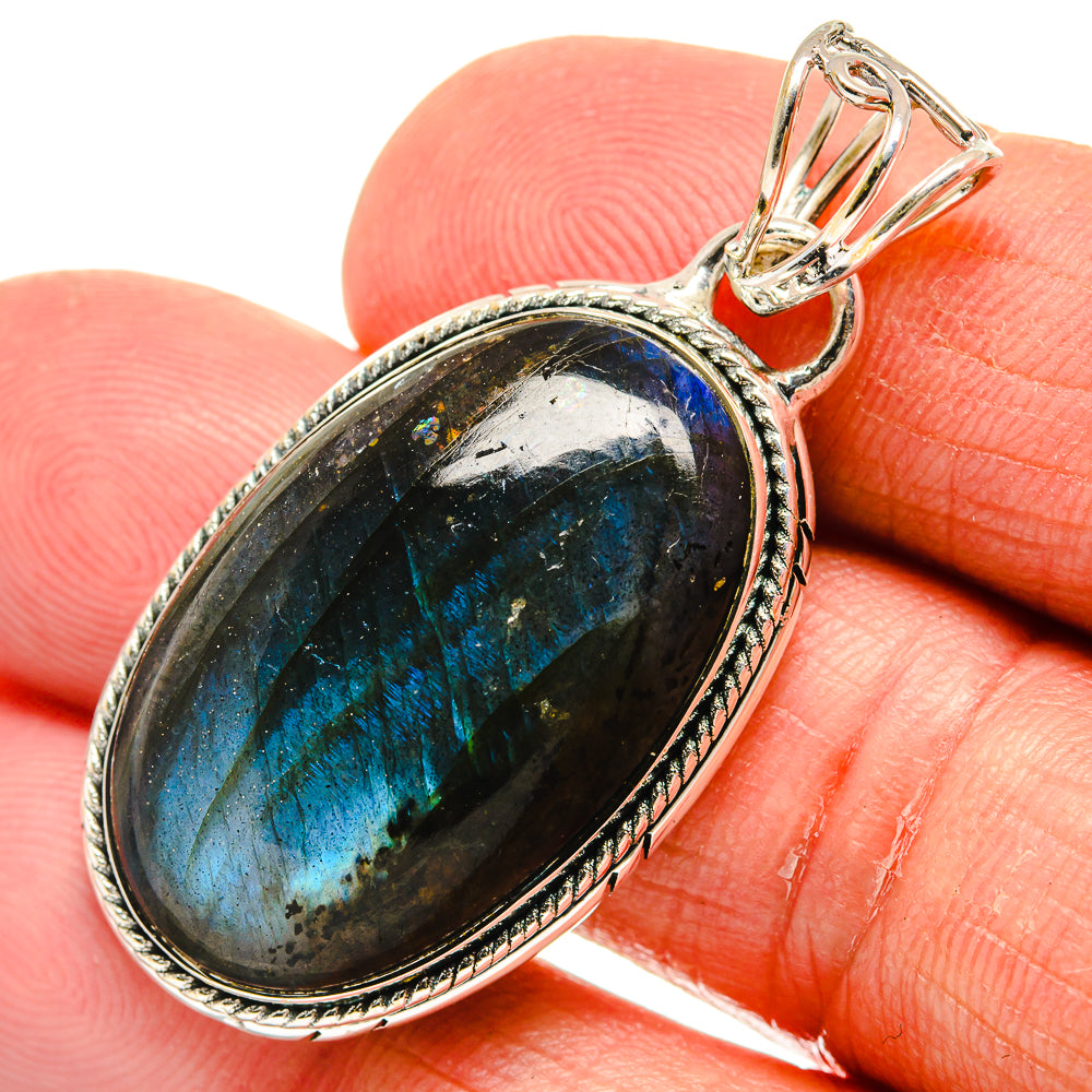 Labradorite Pendants handcrafted by Anasilvercos - PD23931