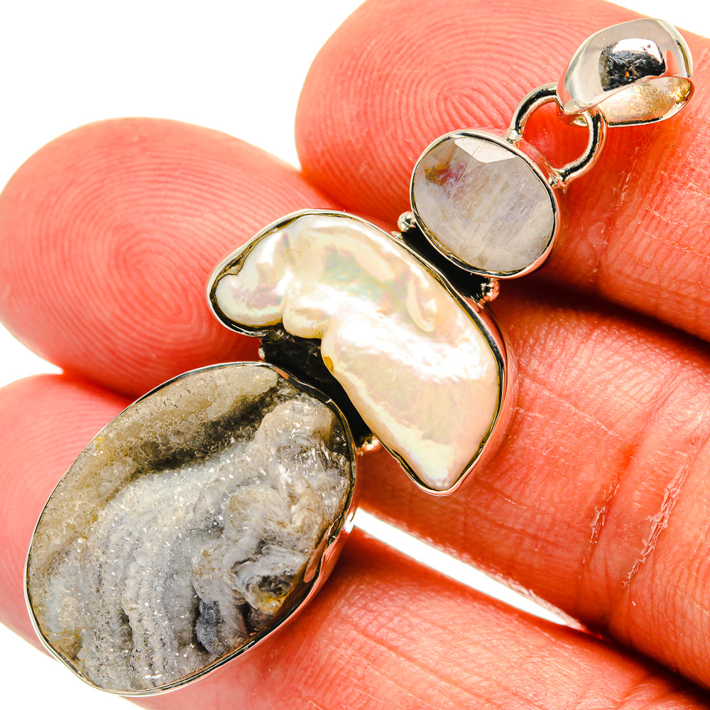 Desert Druzy Pendants handcrafted by Anasilvercos - PD23990