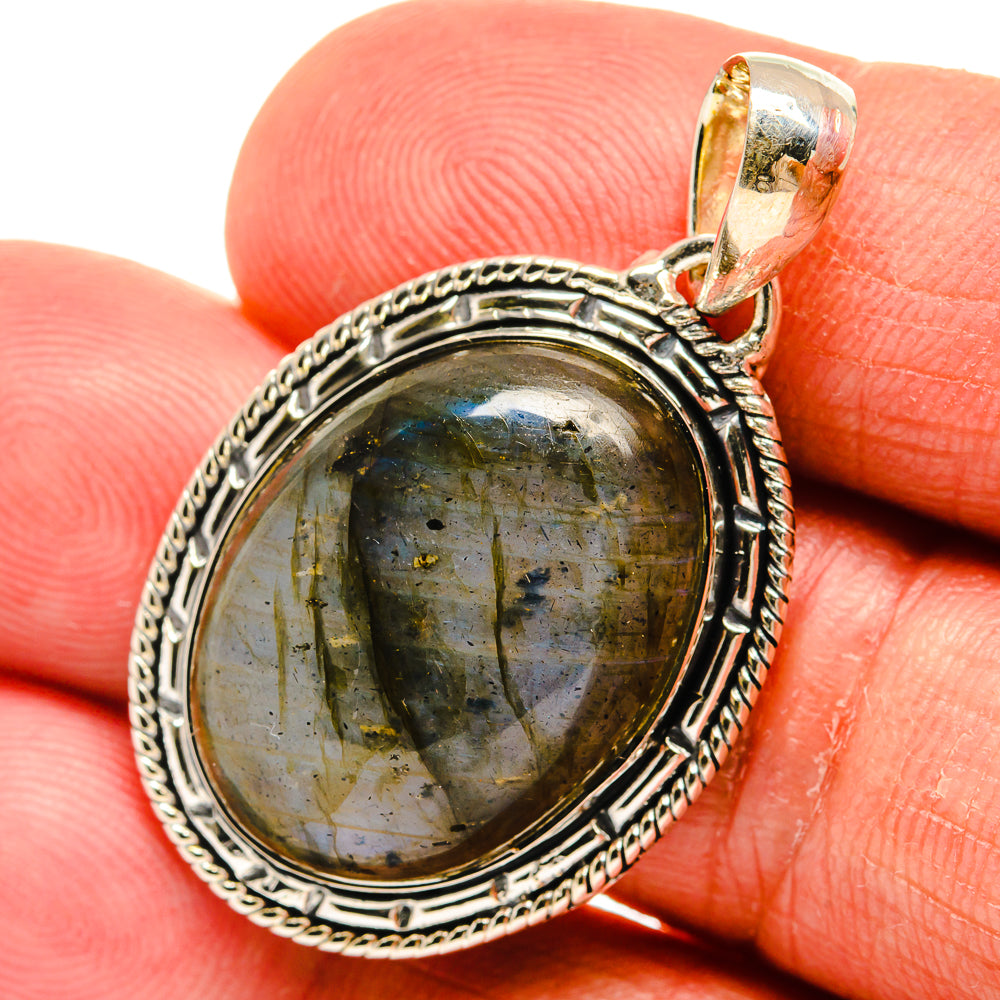 Labradorite Pendants handcrafted by Anasilvercos - PD24094