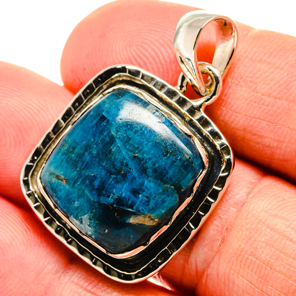 Apatite Pendants handcrafted by Anasilvercos - PD24174