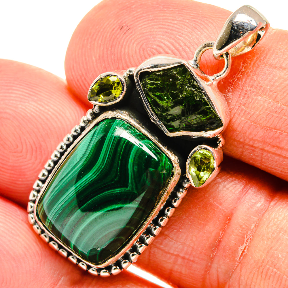 Malachite Pendants handcrafted by Anasilvercos - PD24371