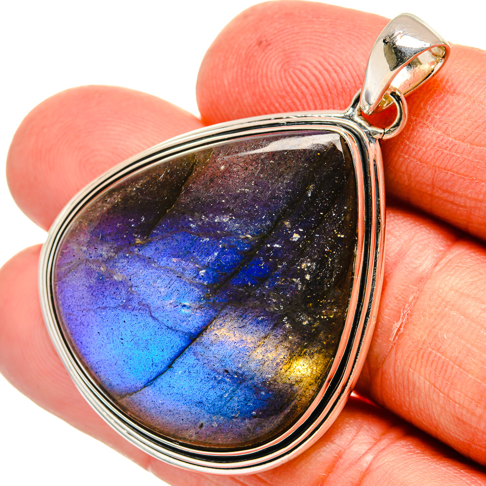 Labradorite Pendants handcrafted by Anasilvercos - PD24380