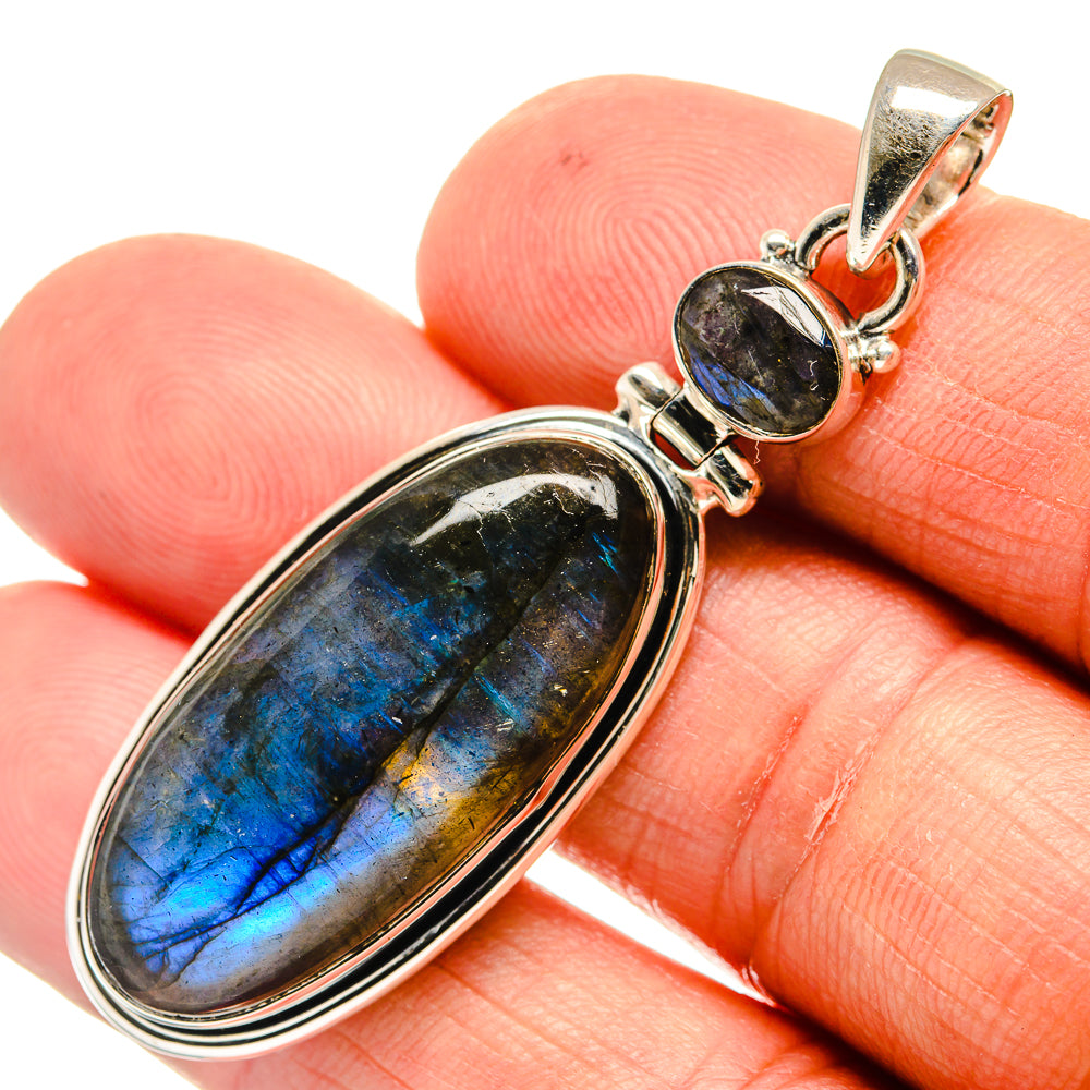 Labradorite Pendants handcrafted by Anasilvercos - PD24382