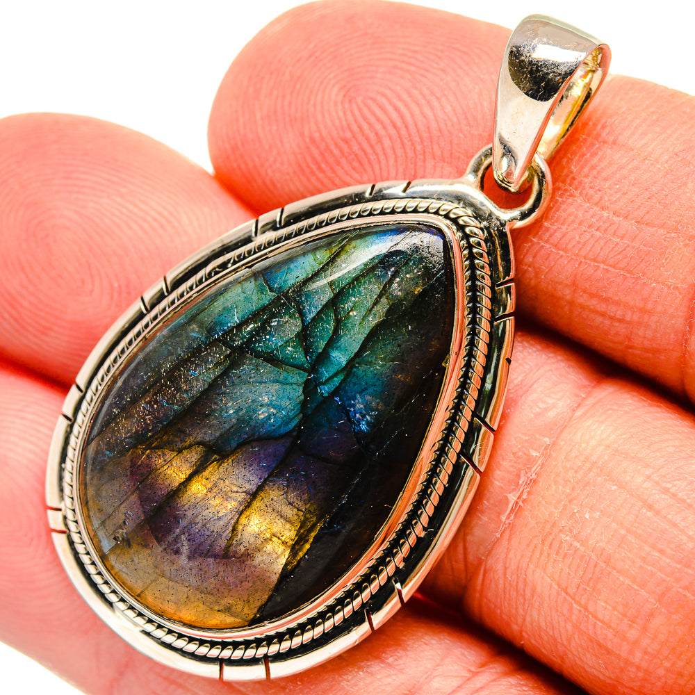Labradorite Pendants handcrafted by Anasilvercos - PD24530