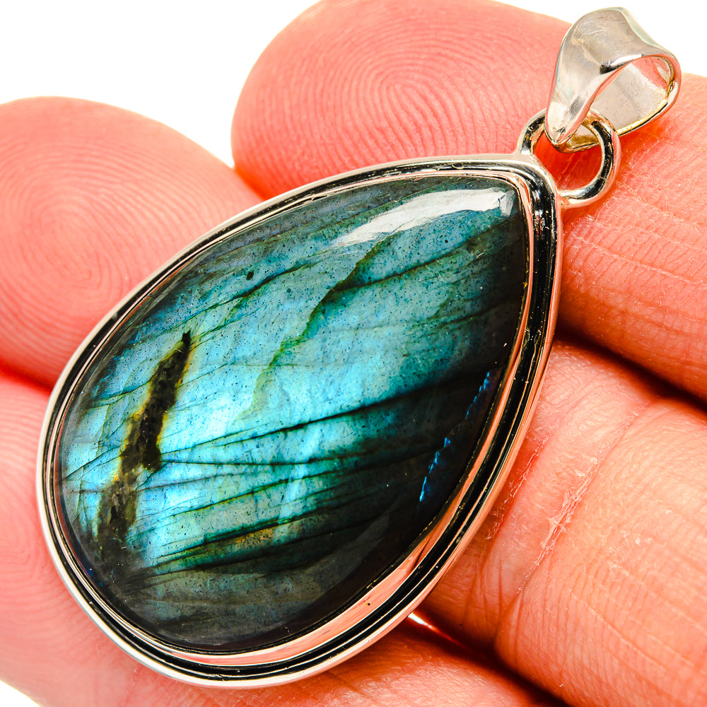 Labradorite Pendants handcrafted by Anasilvercos - PD24531