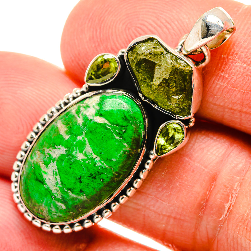 Maw Sit Sit Pendants handcrafted by Anasilvercos - PD24627