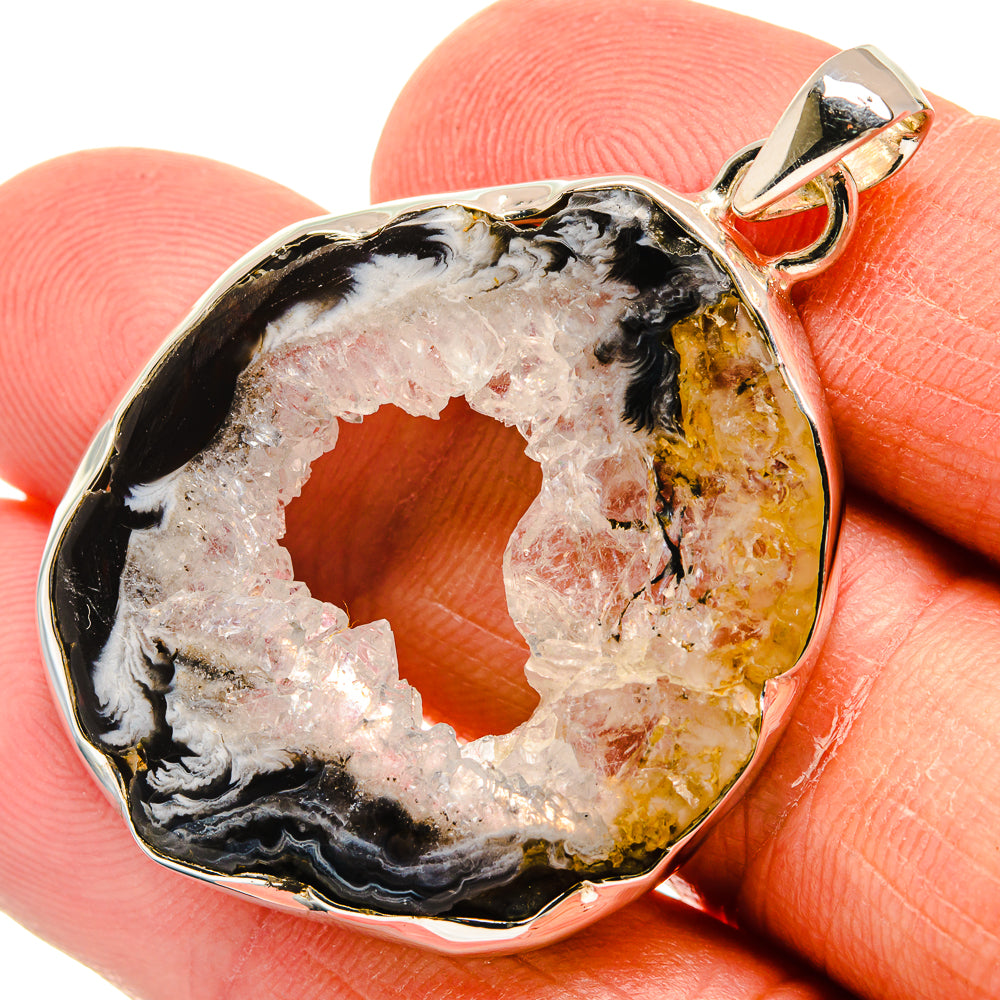 Occo Geode Pendants handcrafted by Anasilvercos - PD24648