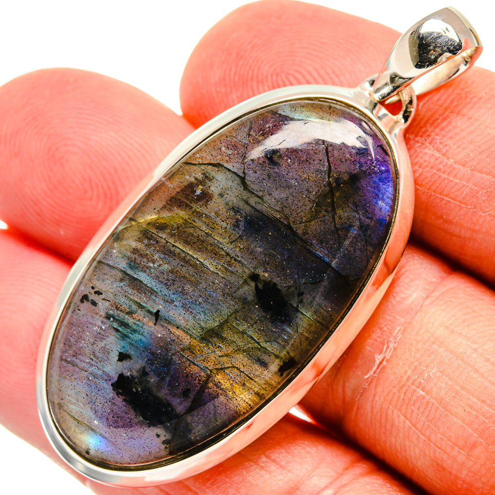 Labradorite Pendants handcrafted by Anasilvercos - PD24663