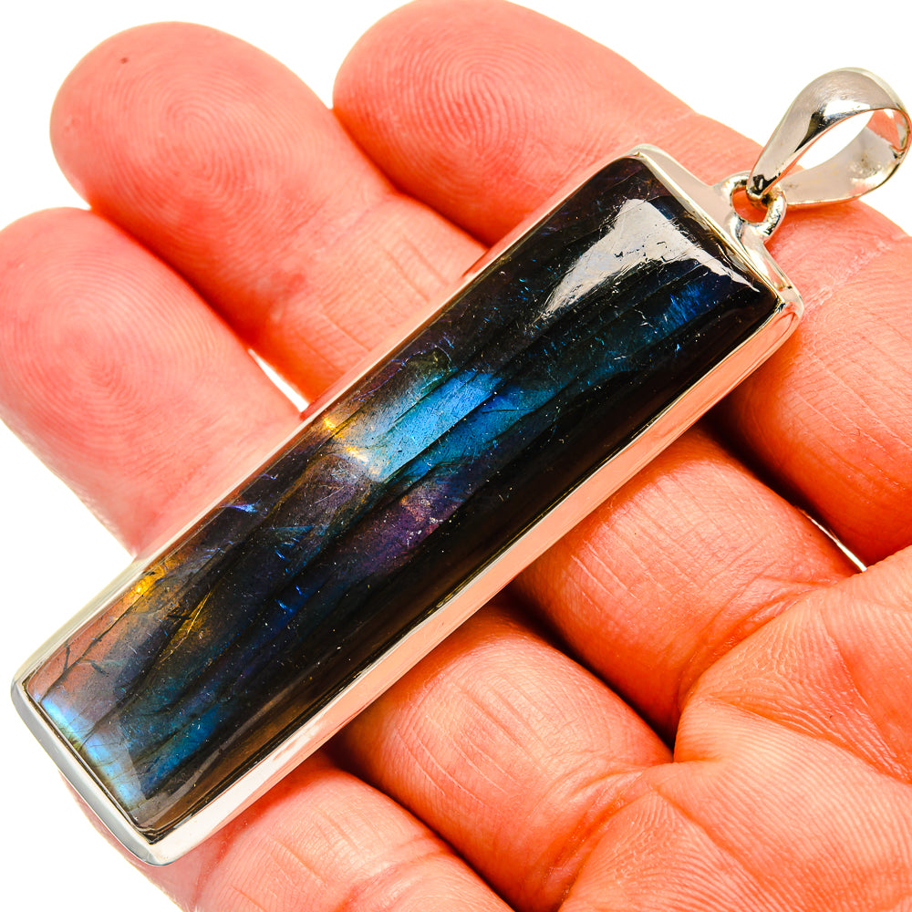 Labradorite Pendants handcrafted by Anasilvercos - PD24669