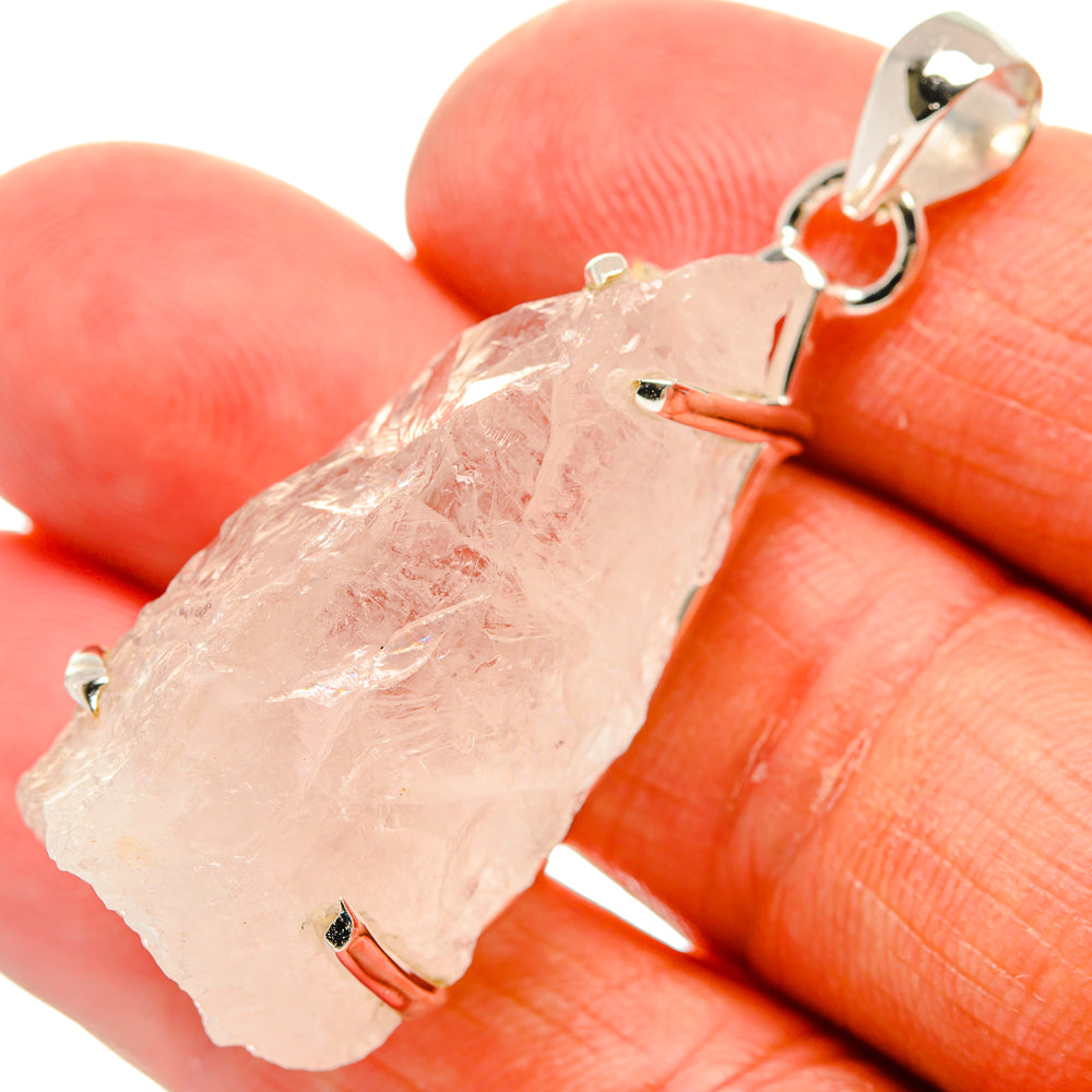 White Quartz Pendants handcrafted by Anasilvercos - PD24761