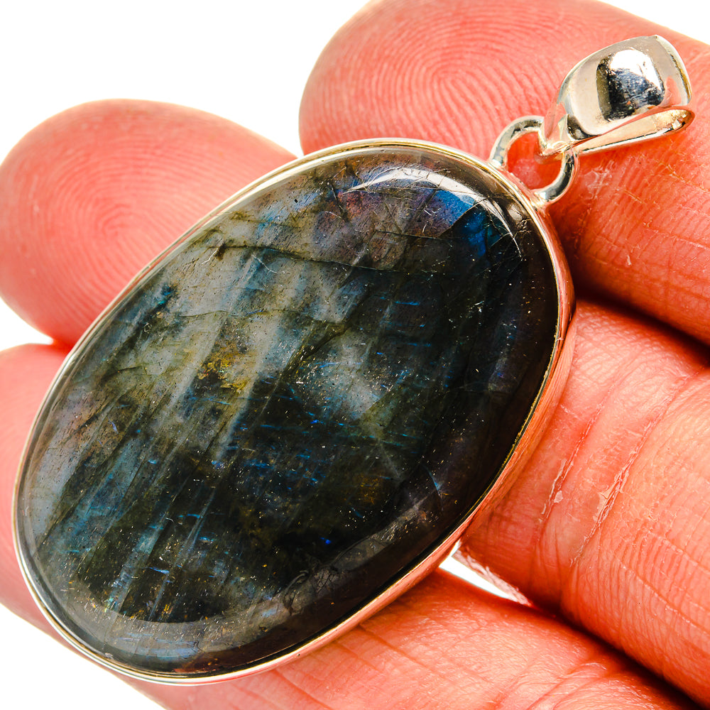 Labradorite Pendants handcrafted by Anasilvercos - PD24789