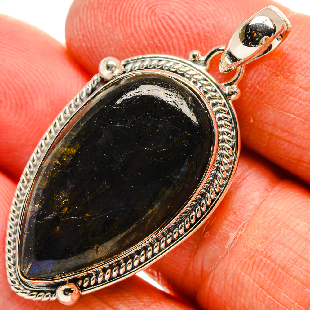 Labradorite Pendants handcrafted by Anasilvercos - PD24792