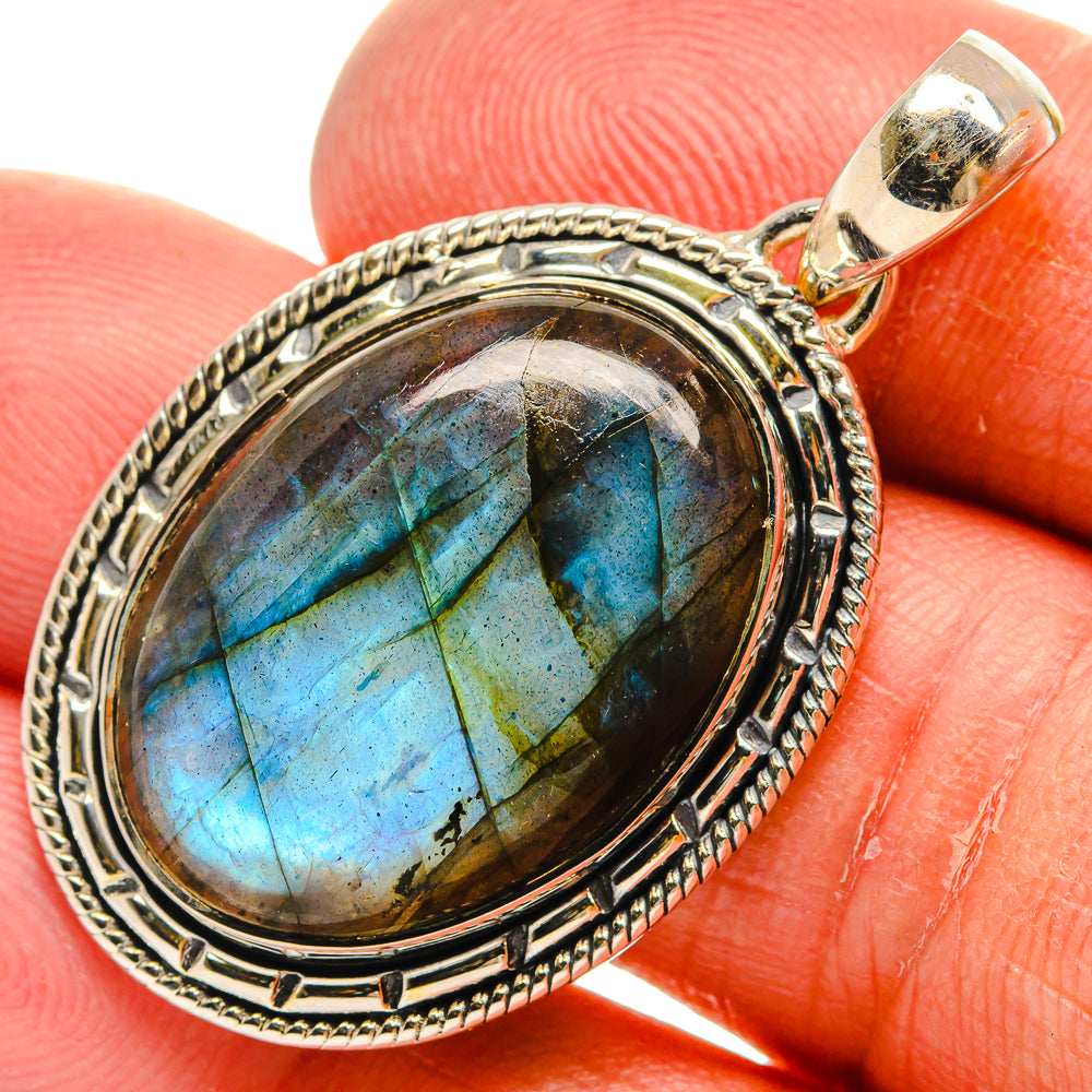 Labradorite Pendants handcrafted by Anasilvercos - PD24793