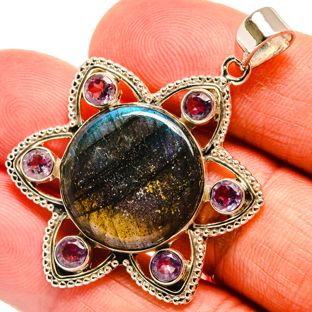 Labradorite Pendants handcrafted by Anasilvercos - PD24852