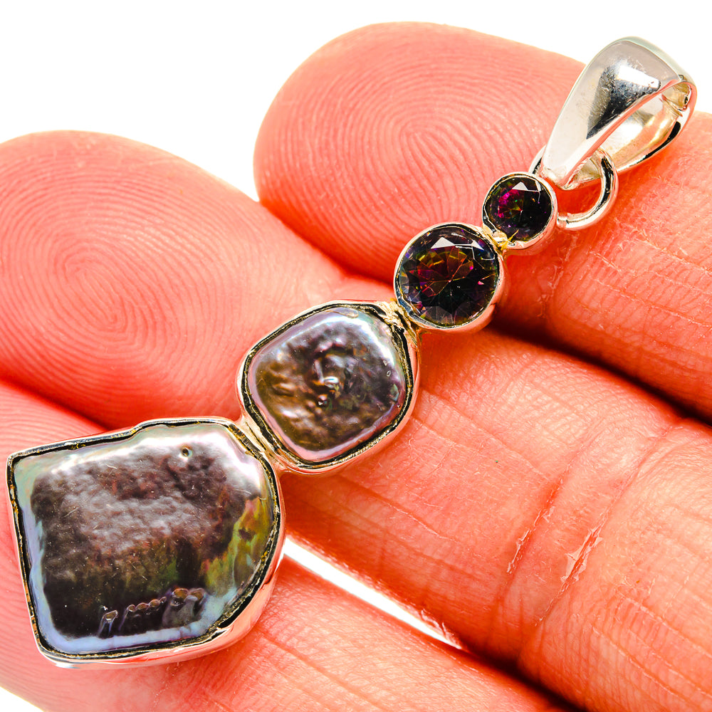 Titanium Mother Of Pearl Pendants handcrafted by Anasilvercos - PD25008