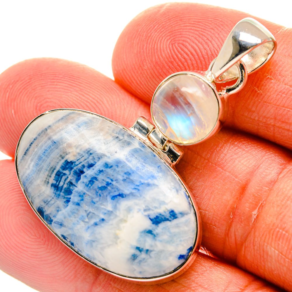 Blue Scheelite Pendants handcrafted by Anasilvercos - PD25112