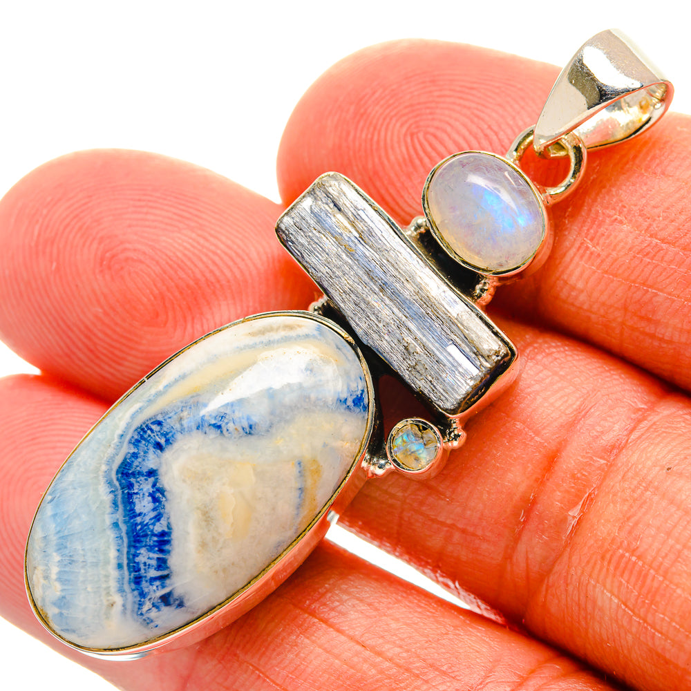 Blue Scheelite Pendants handcrafted by Anasilvercos - PD25115